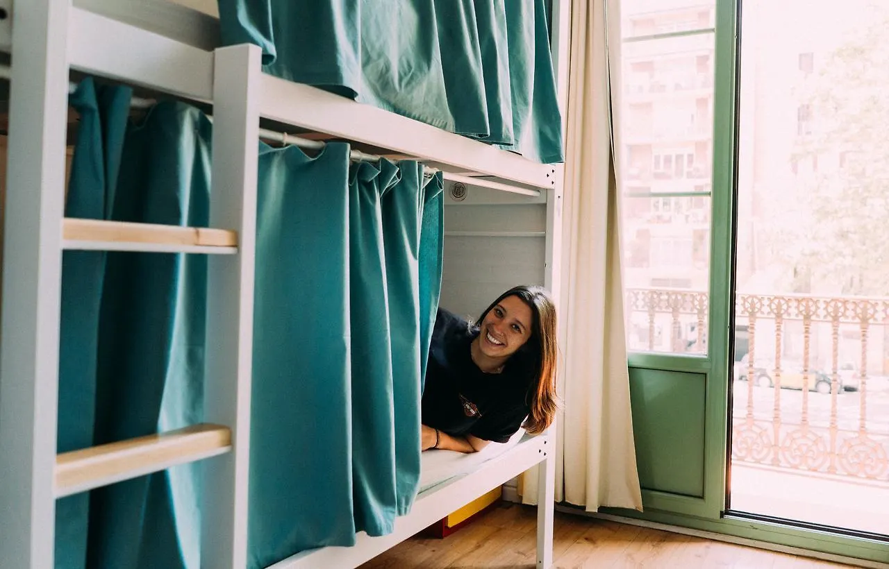 Black Swan Hostel Barselona İspanya